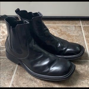 Kenneth Cole unlisted leather boots
